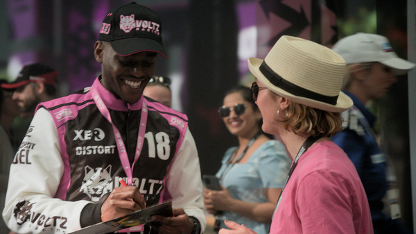 超级房车赛:传奇-游戏截图