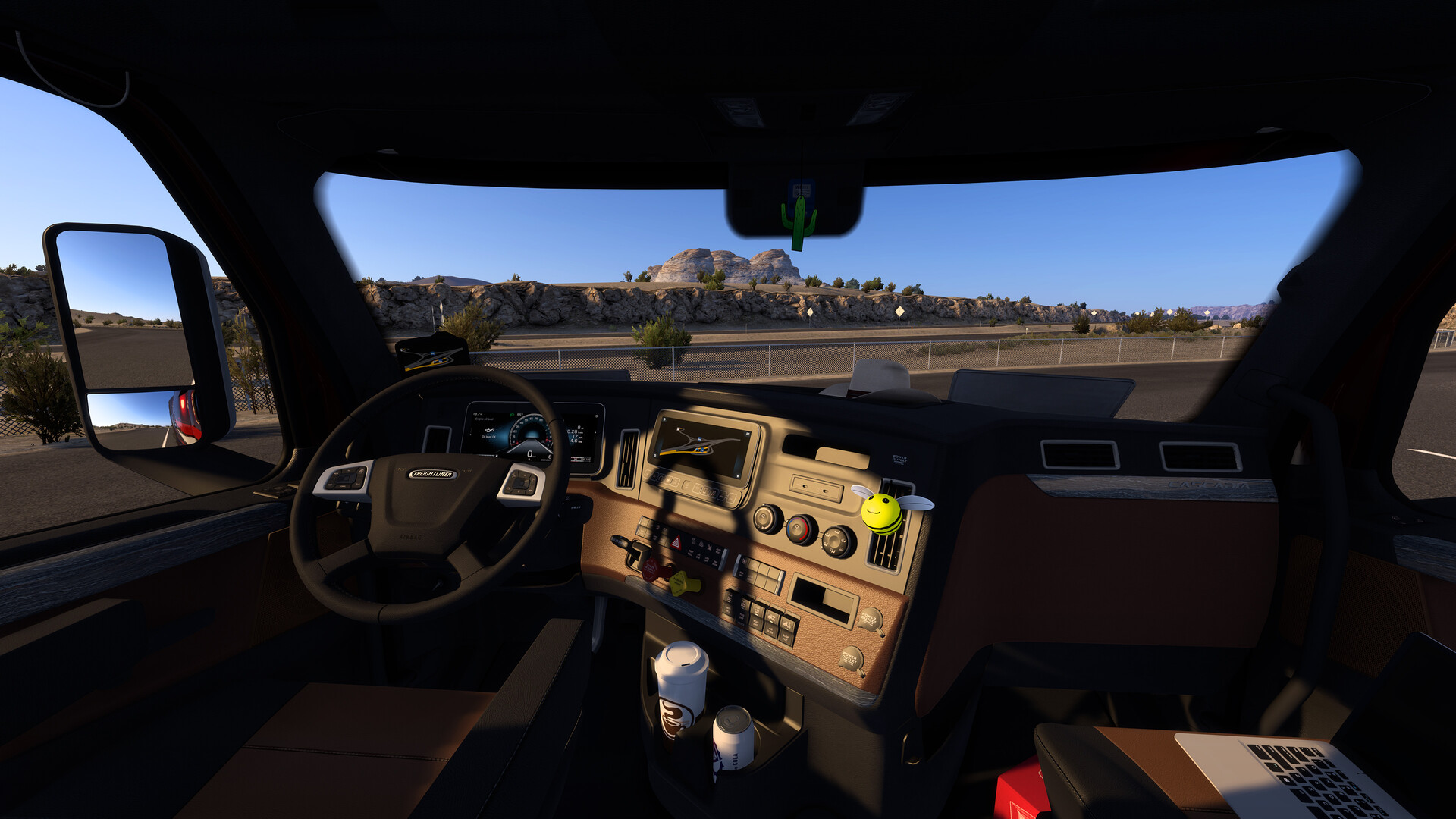 American Truck Simulator - Cabin Accessories gameplay screenshot 4