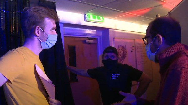 Not for Broadcast: Lights, Camera, Lockdown screenshot 2