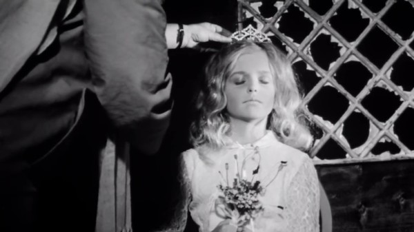 Screenshot z ROUGH KUTS: Dementia 13