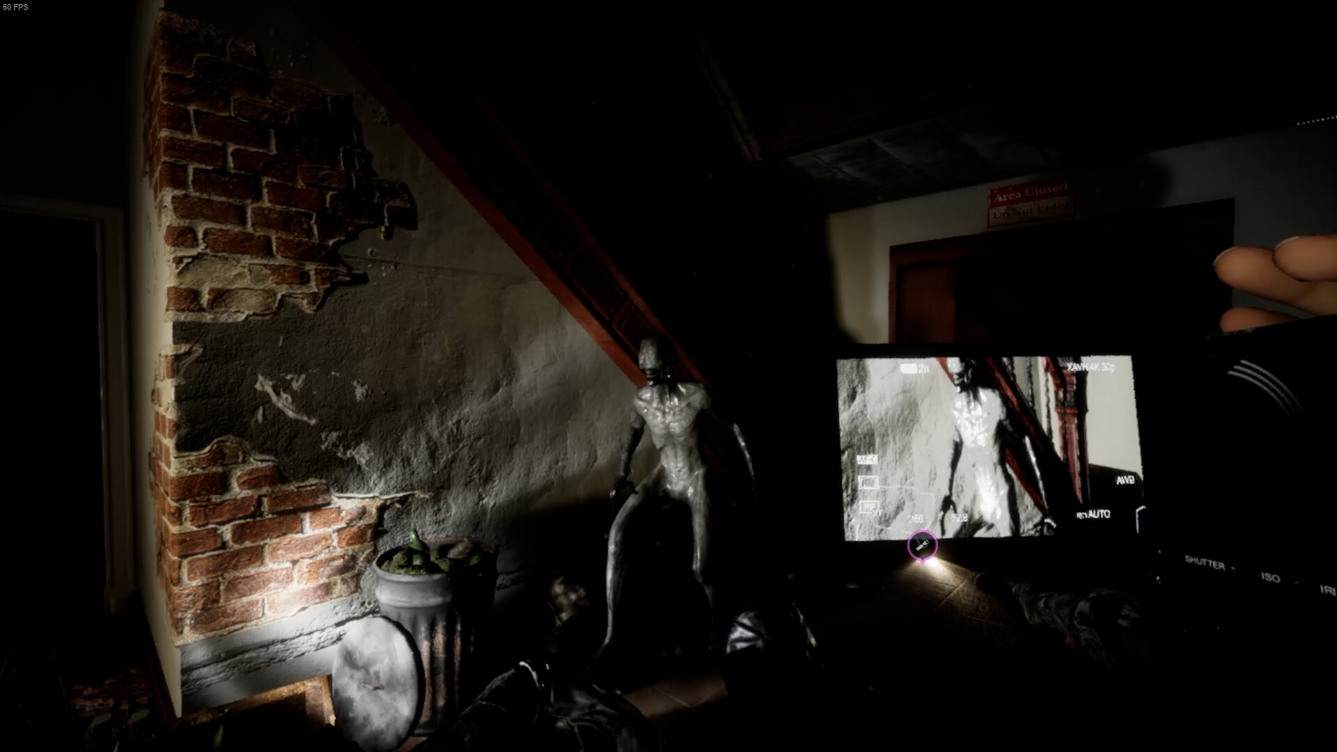 SO BELOW – Screenshot 10
