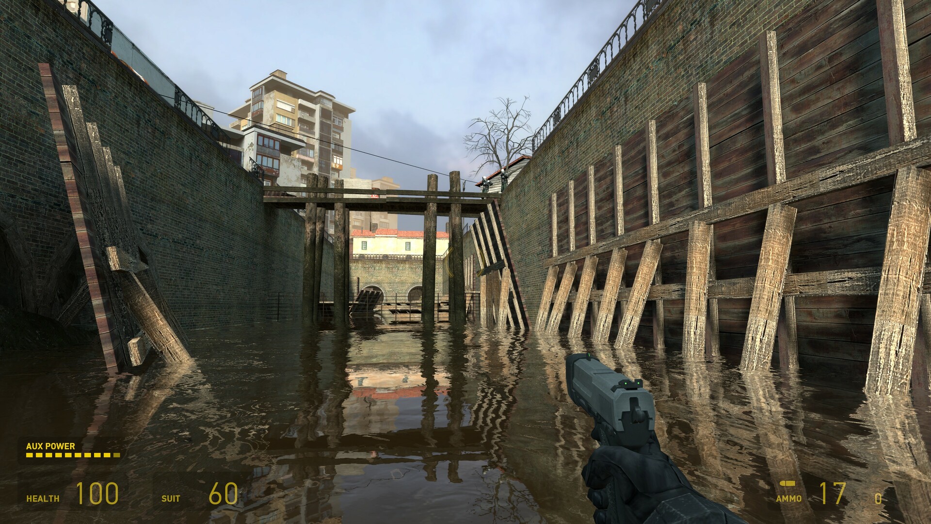 screenshot of Half-Life 2 7