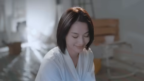 Love Is All Around video 6