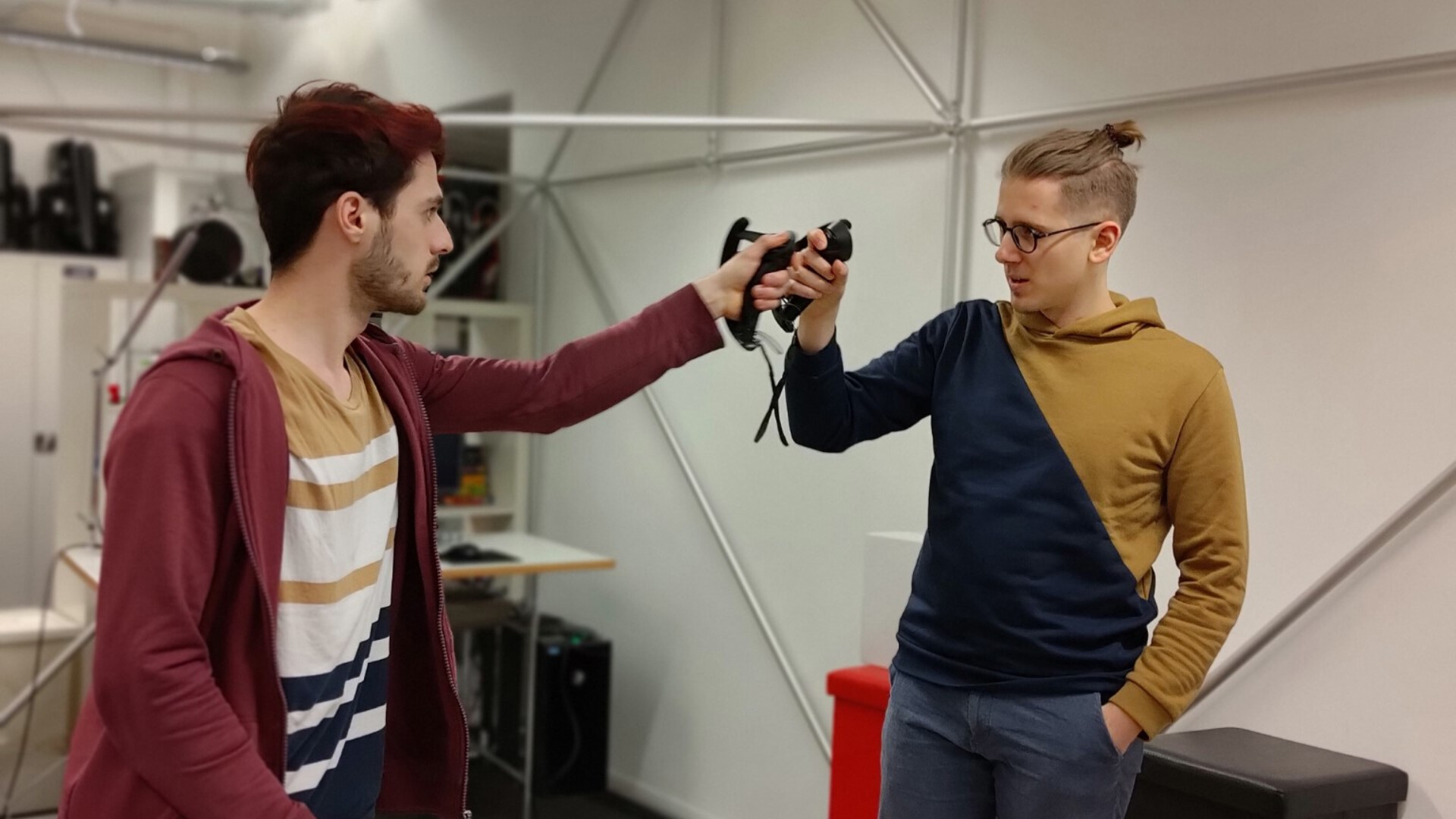 Non-Virtual Reality Games screenshot #13