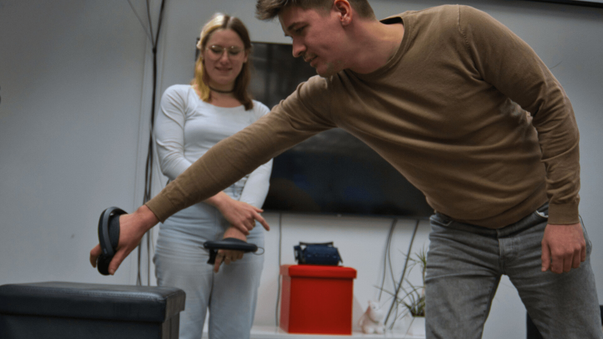 Non-Virtual Reality Games screenshot #7