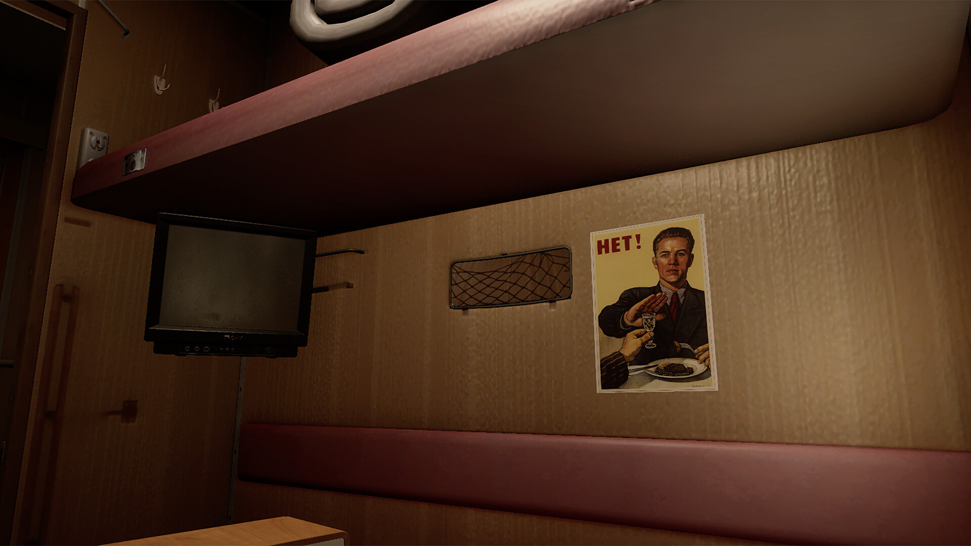 Russian Train Trip 3 - posters in the train car Featured Screenshot #1