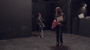 Видео