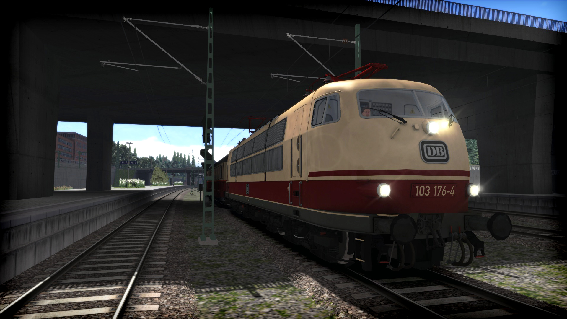 Train Simulator: DB BR 103 TEE Loco Add-On Featured Screenshot #1