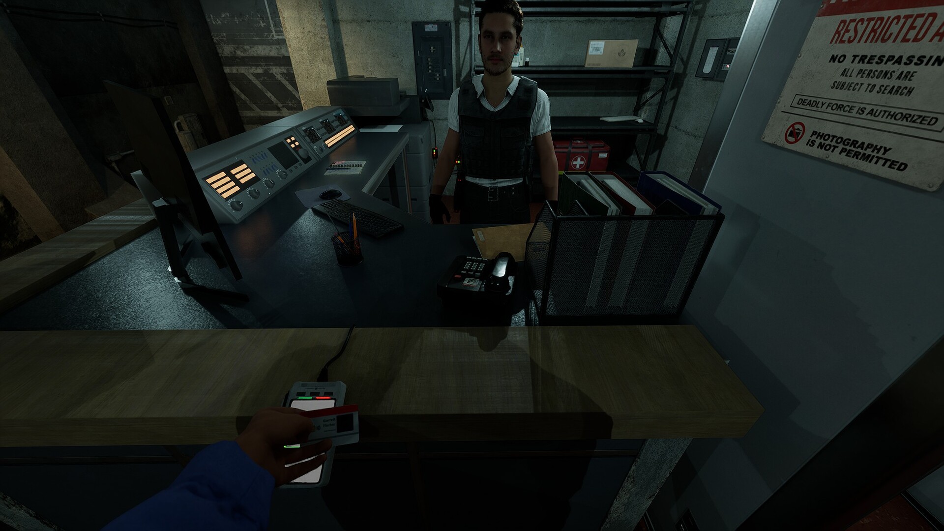 Horton Genetics: Breach screenshot 1