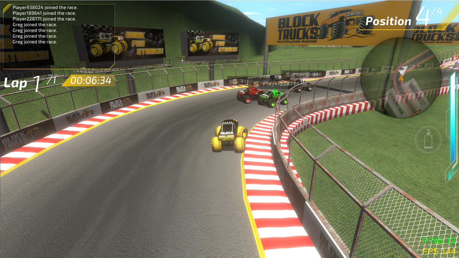 SuperTrucks Multiplayer Racing screenshot #3