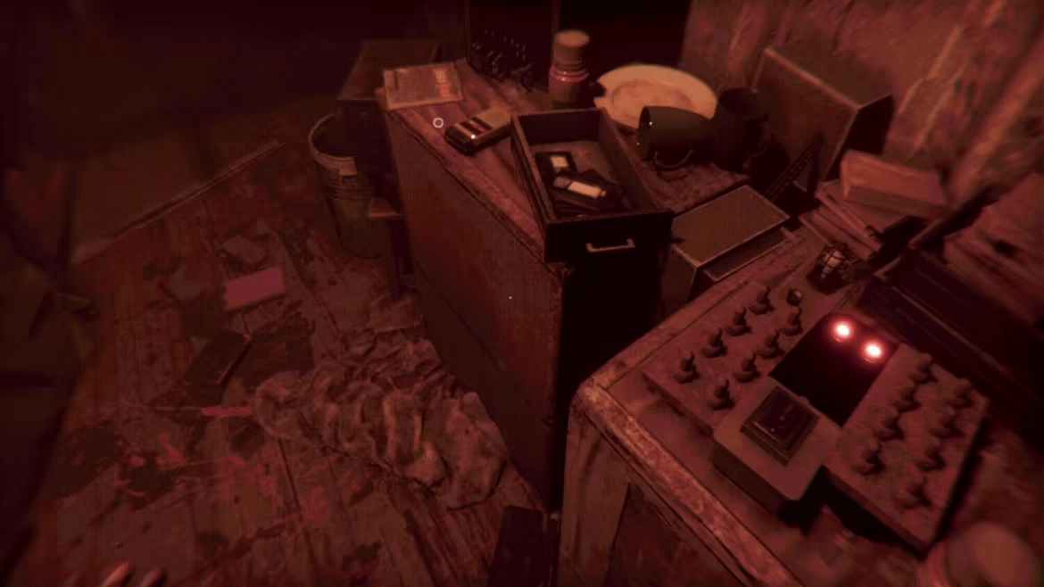 House Of Horror: Outside Is Better video 9