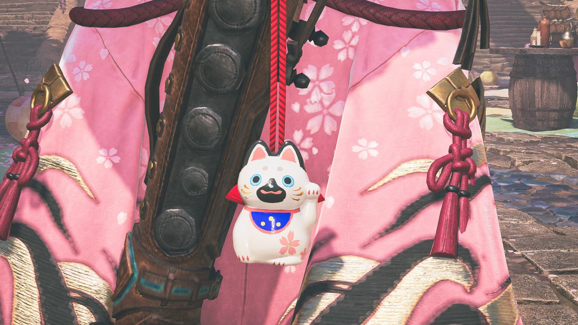 Monster Hunter Wilds - Pendant: White Cat Bell Featured Screenshot #1