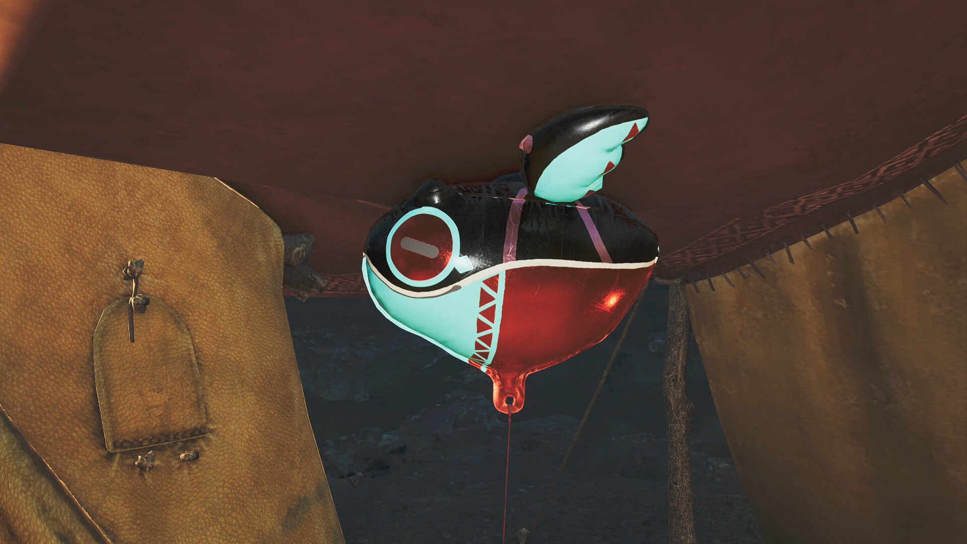 Monster Hunter Wilds - Pendant: Strigible: Cypurrpunk Featured Screenshot #1