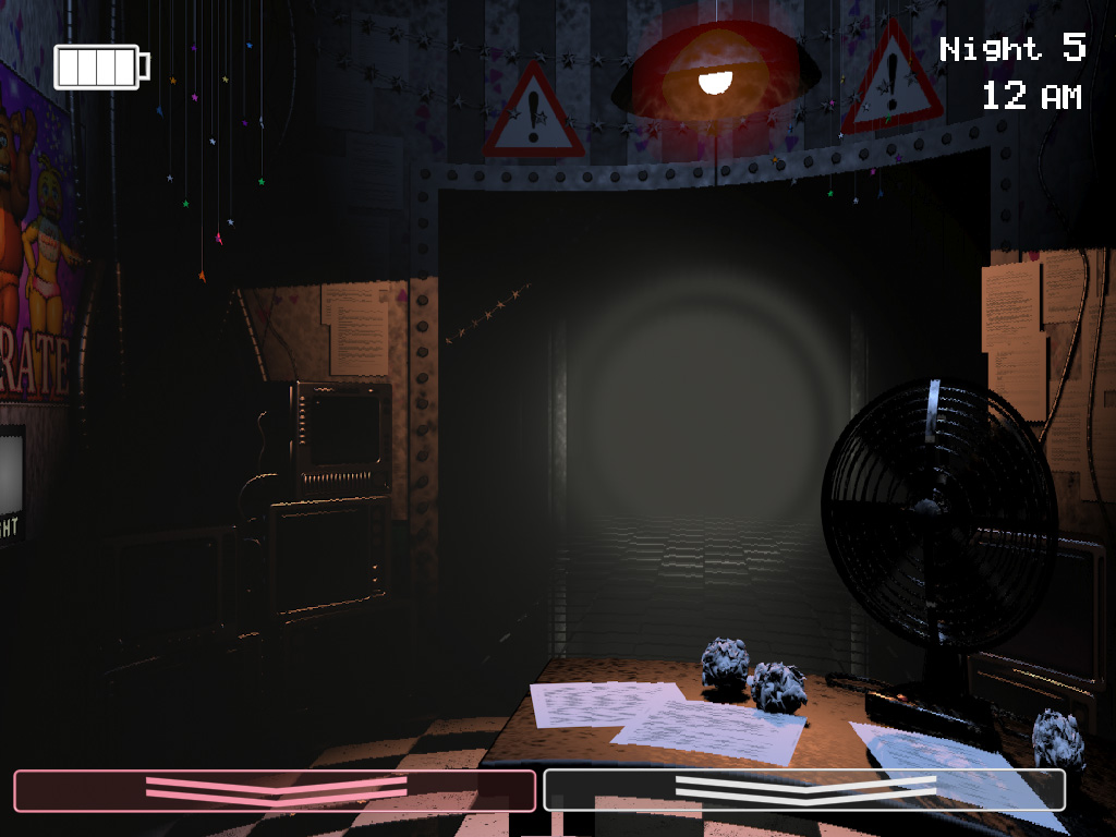Screenshot oficial de Five Nights at Freddy’s 2 mostrando a sala do guarda e a câmera de vigilância