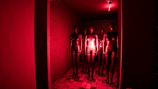 Locked in my Darkness 2: The Room screenshot 3