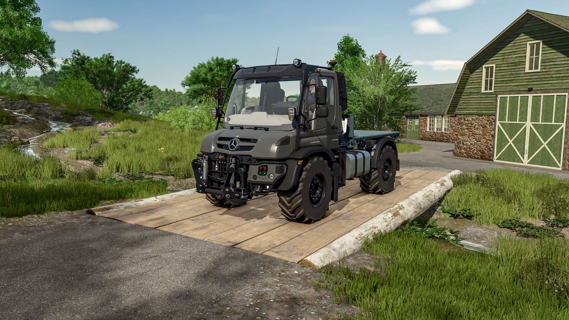 Farming Simulator 25: Mercedes-Benz Trucks Pack Featured Screenshot #1