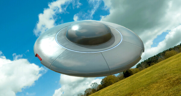 RealFlight Evolution – Flying Saucer (UFO)