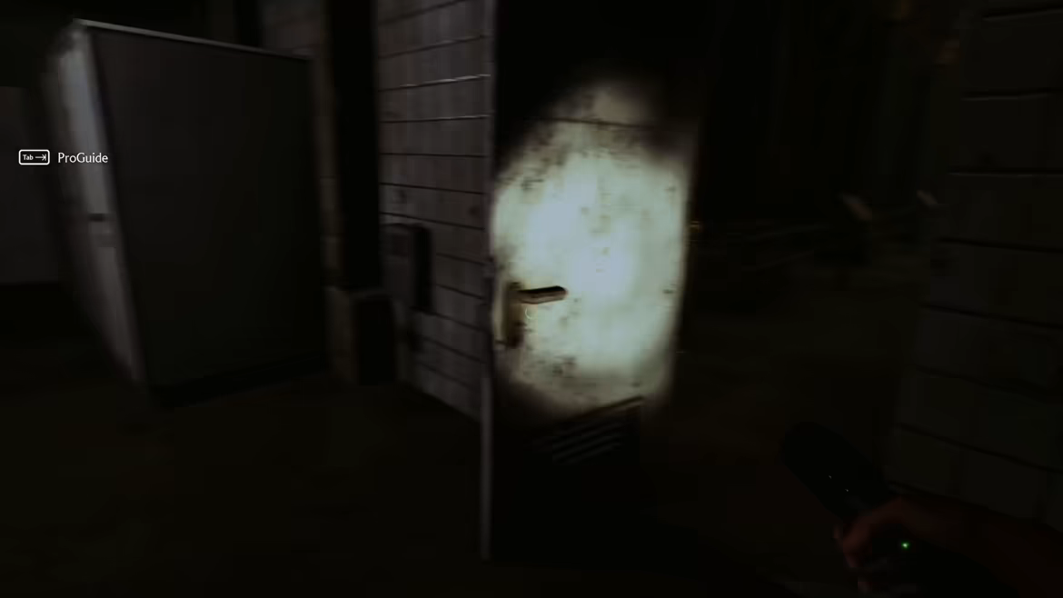 Museum Guard: Exhibit Unknown video 4