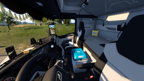 Euro Truck Simulator 2 - Cabin Accessories screenshot 6