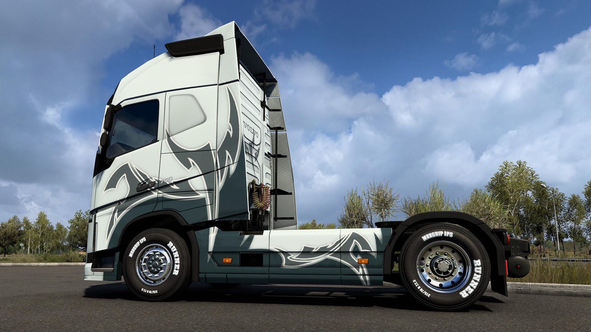 Euro Truck Simulator 2 - Wheel Tuning Pack gameplay screenshot 6