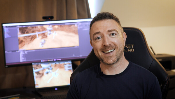 Mars Attracts - Making The Game Featurette