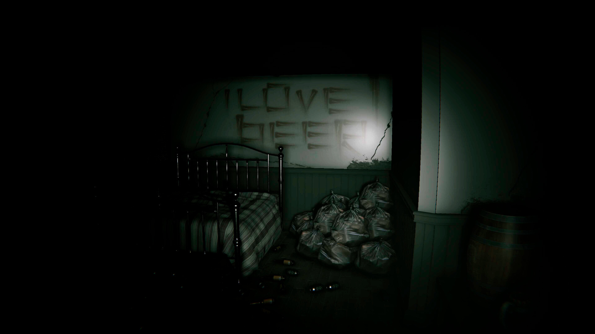 I woke up in the house of a fat man: he's over 30 years old and loves beer and games screenshot #7