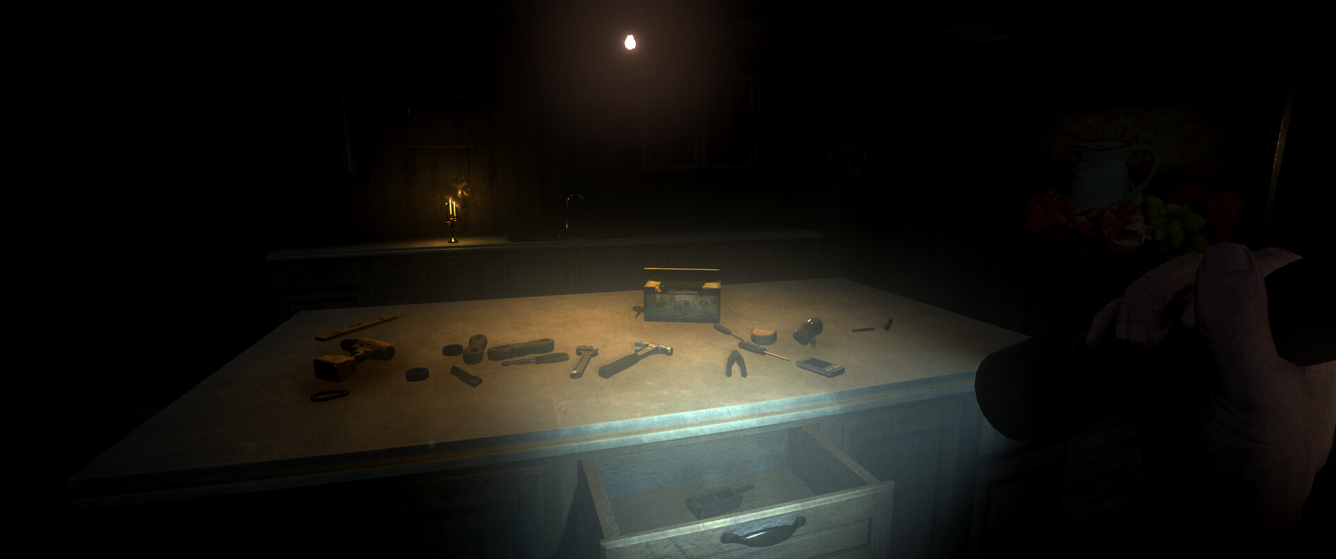Footsteps in the Dark screenshot #5