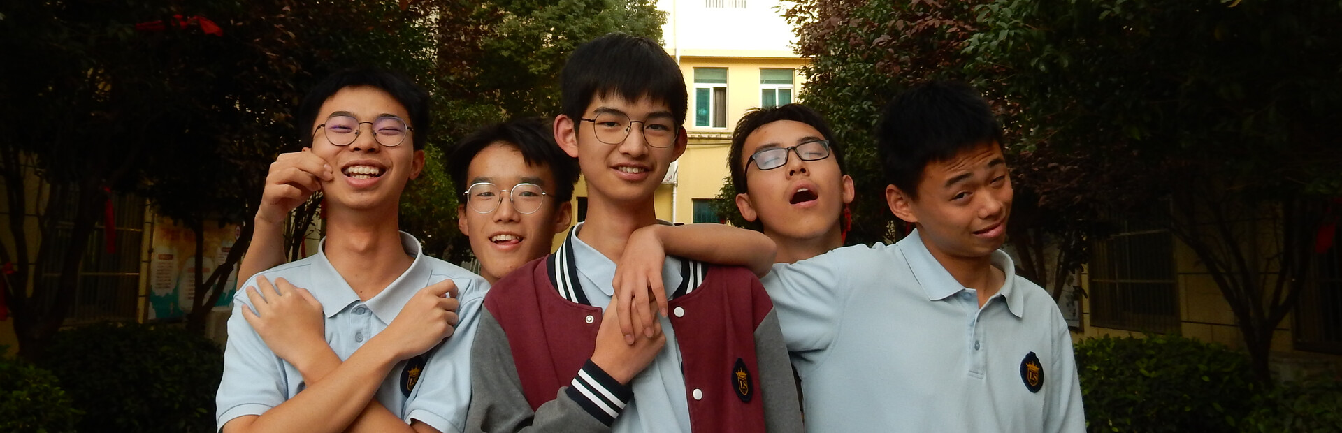 SurroundedByBoys