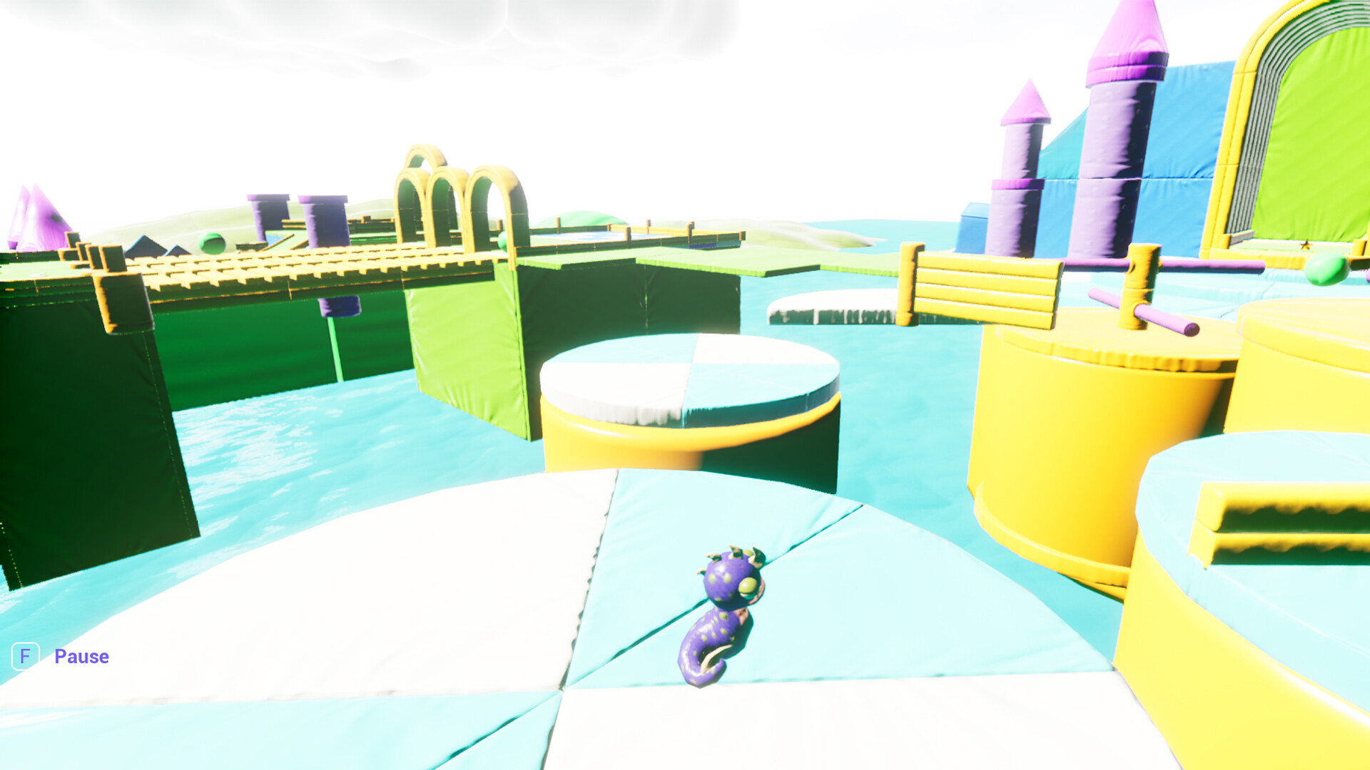 Worm In Rotating Land screenshot 2