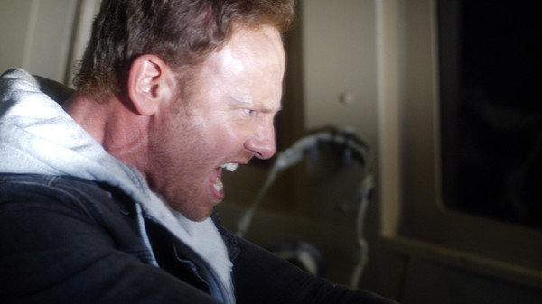 Sharknado 2: The Second One (Extended Version) screenshot 5