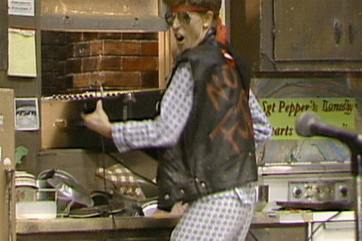 Steven Banks: Home Entertainment Center screenshot 3