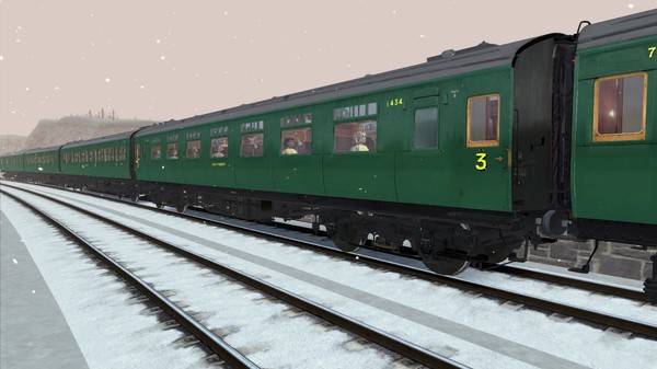 KHAiHOM.com - TS Marketplace: Maunsell 59ft Low Window Corridor Coach Pack Southern Malachite Green