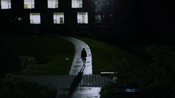 Embrace Of The Vampire 2013 screenshot 4