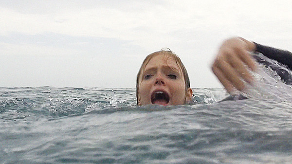 Open Water 3: Cage Dive screenshot 2