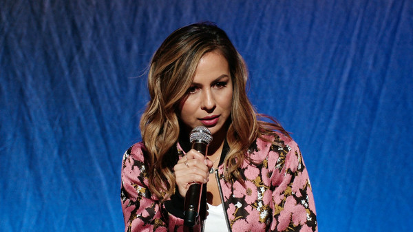 Anjelah Johnson: Mahalo & Goodnight screenshot 5