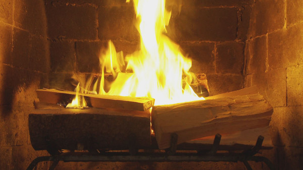 Fireplace For Your Home: Crackling Fireplace with Music screenshot 1