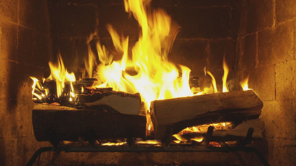 Fireplace For Your Home: Crackling Fireplace with Music screenshot 5