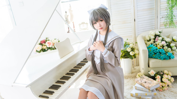 Paranoia: Deliver Me Cosplay Album screenshot 1