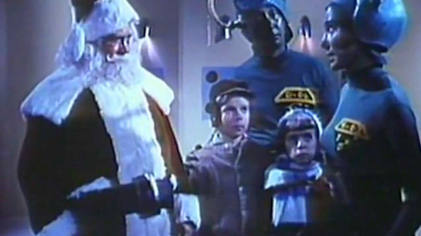 Space War On Christmas screenshot 1